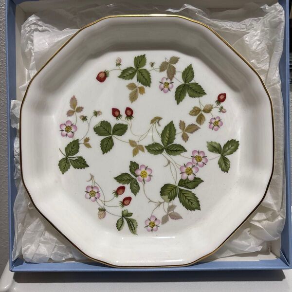 ウェッジウッド WEDGWOOD ワイルドストロベリー オクタゴナルディッシュ S/S プレート 洋食器 角皿 スクエア