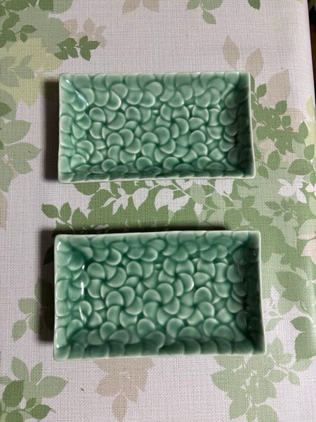 ジェンガラケラミック フランジパニ 花 スクエアプレート 小皿 角皿 バリ島 インドネシア