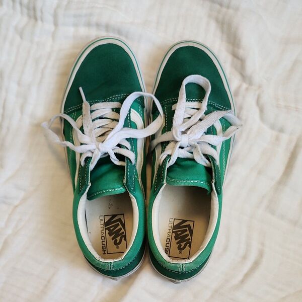 VANS スニーカー