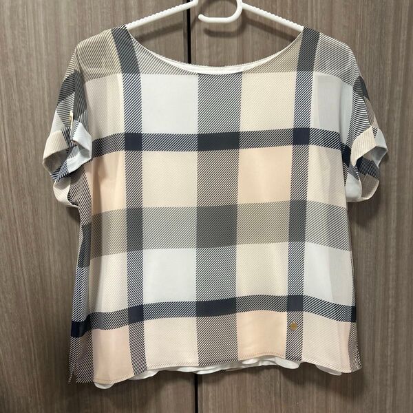 美品 ブルーレーベルクレストブリッジ チェック柄シフォンのプルオーバー 36