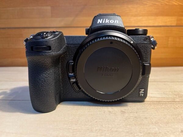 【美品】Nikon Z 7II ミラーレス一眼カメラ