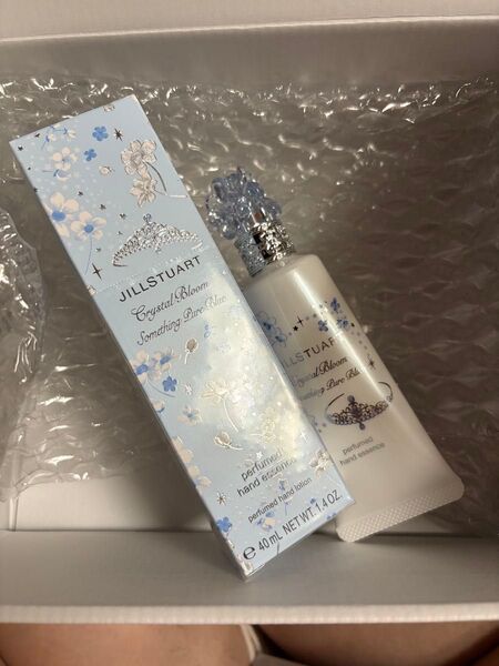 【新品】JILLSTUART クリスタルブルーム サムシングピュアブルー パフューム ハンドクリーム