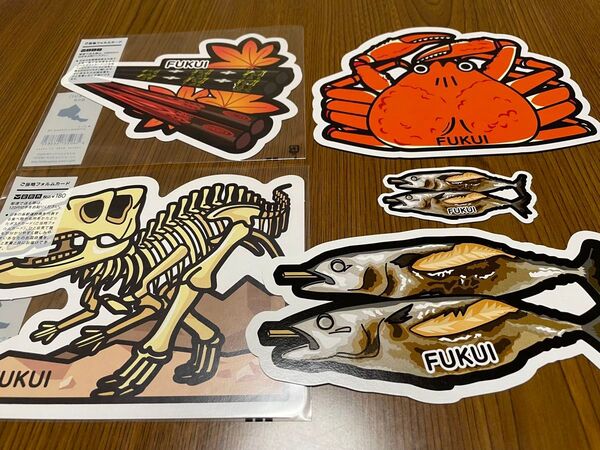 ご当地フォルムカード4枚セット 福井県 浜焼き鯖 越前ガニ 若狭塗箸 恐竜の骨格