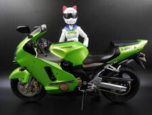 タミヤ製 1/12 KAWASAKI ZX-12R 来夢先輩仕様 塗装済み完成品_画像1