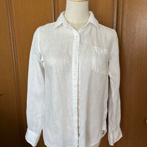 無印良品 白シャツ