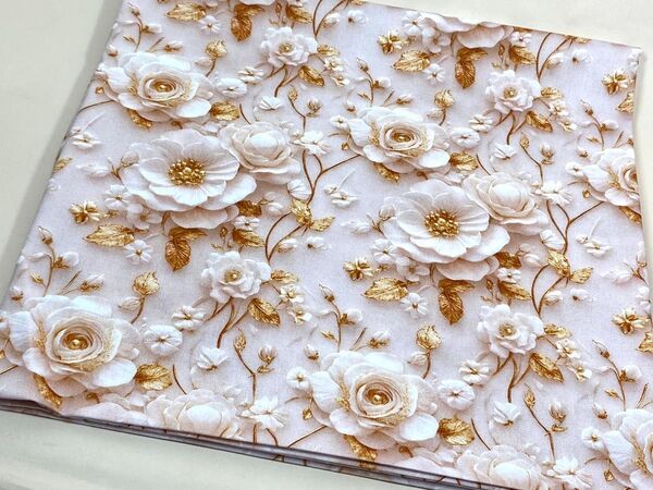 USAシーチング綿100%生地幅110cm×100cm.6533.金葉花