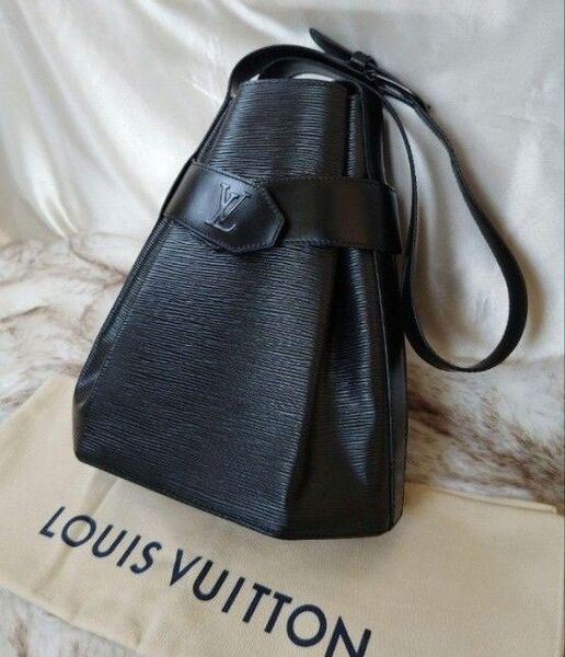 ★最終価格★超美品★LOUIS VUITTON ルイヴィトン サックデポール PM エピ ショルダーバッグ ノワール 黒 ブラック