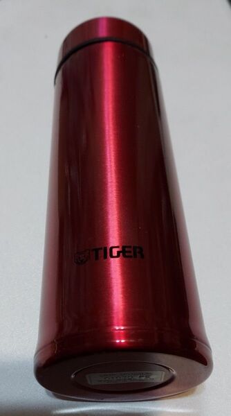 ステンレスボトルTIGER ステンレスタンブラーMMP-M040/0.4L赤タイガー魔法瓶水筒