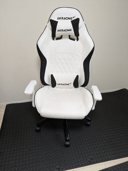 AKRACING ゲーミングチェア ホワイト
