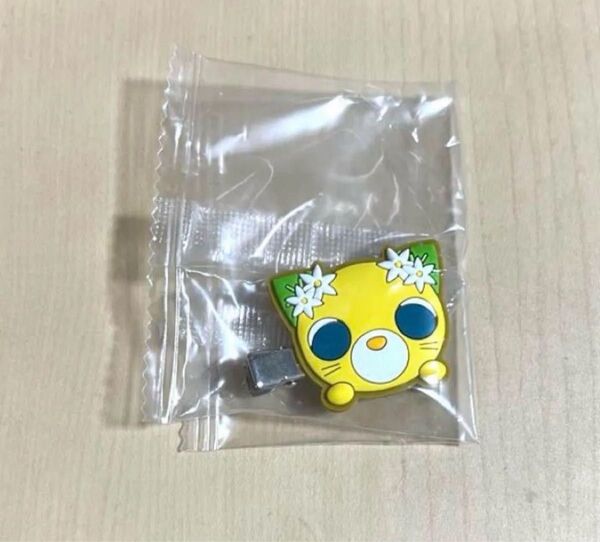 お茶犬・お茶猫 カプセルヘアクリップ ミン