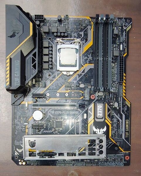 i7-8700+TUF Z370-PLUSH GAMING CPUとマザーボードセット
