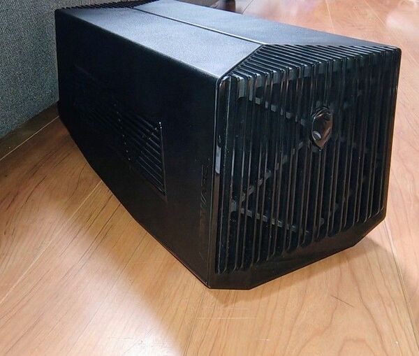 Alienware Graphics Amplifier Z01G enclosure 外付けGPUボックス【通電確認済】