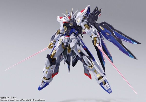 METAL BUILD ストライクフリーダムガンダム