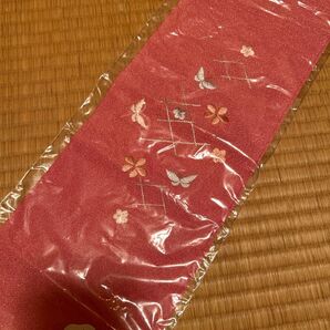半襟 ピンク 桜と蝶の刺繍 未使用