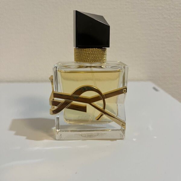 イヴ・サンローラン リブレ オーデパルファム 30ml