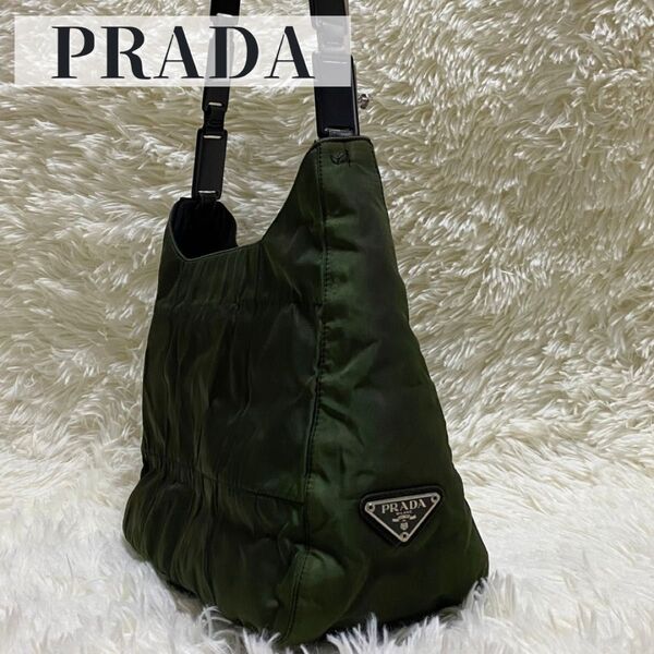 【高級】 PRADA チェーン ショルダーバッグ 三角ロゴ カーキ ブラック ショルダーバッグ PRADA プラダ レザー