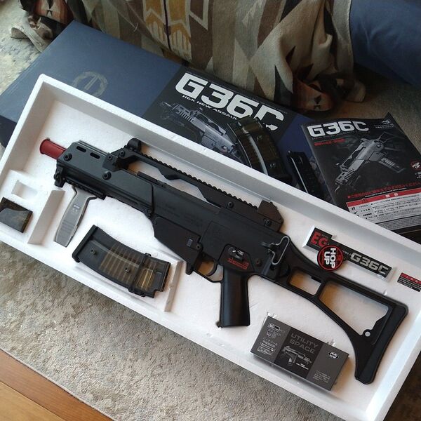H&K G36C コマンド 予備マガジン×1付き 東京マルイ 電動ガン 18禁