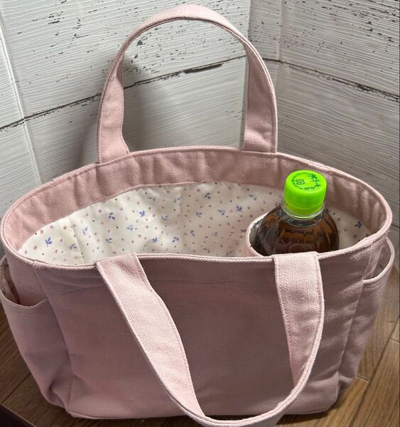 トートバッグ ハンドメイド ピンク 小花模様 ドッド サイドポケット ペットボトルホルダー
