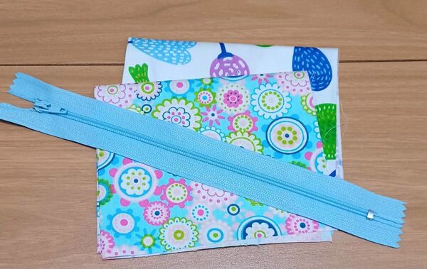 20×25㎝2枚+20㎝ファスナー 生地 はぎれ キット 綿