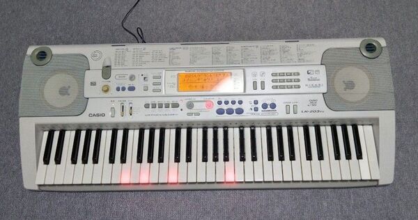 CASIO LK-203TV 電子ピアノ・キーボード ルーチェ 光ナビ
