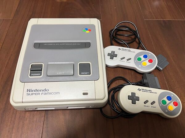 Nintendo スーパーファミコン本体コントローラー2個付き(ジャンク) ニンテンドー