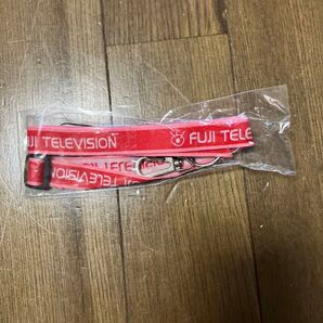 フジテレビ ネックストラップ レッド 未使用