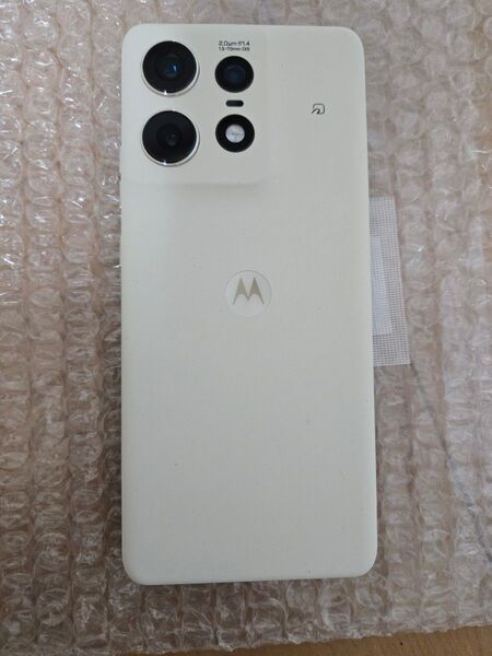 motorola edge 50s pro バニラクリーム