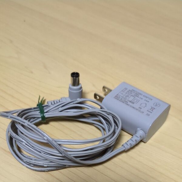 IRIS OHYAMAアイリスオーヤマ 充電器コードレスクリーナーBPS05-137-0500-6IRIS OHYAMA 動作品