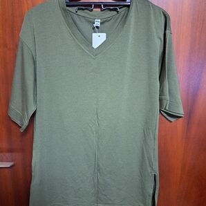 ユニクロ Tシャツ
