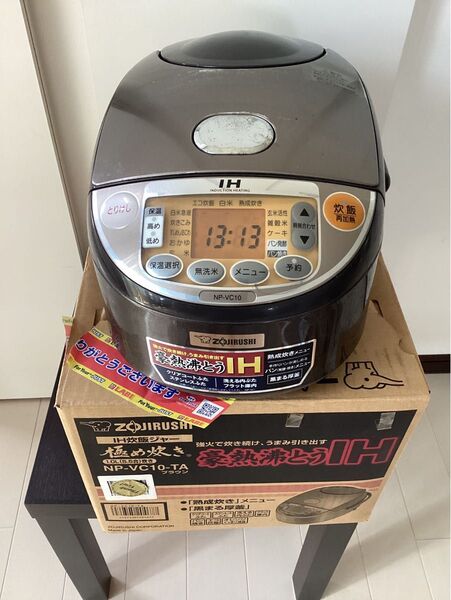 極め炊き 象印 IH炊飯ジャー NP-VC10-TA 5.5合炊き (1.0L) 中古品 傷や汚れなどの使用感あり