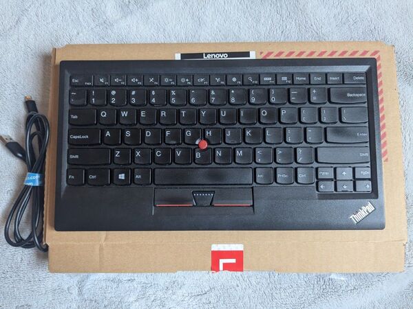 ThinkPad トラックポイント・キーボード (英語) 0B47190 (ブラック)