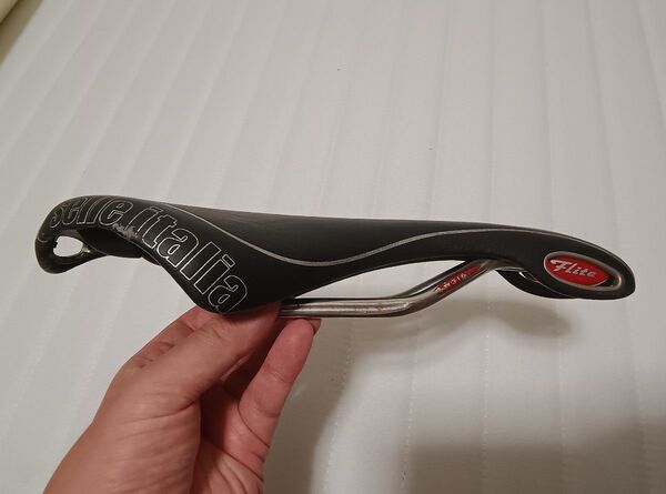 selle ITALIA セライタリア FLITE フライトチタンレールサドル ロードバイク