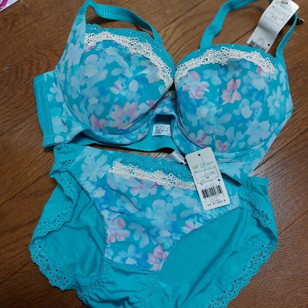 アモスタイル ブルー 花柄 ブラジャーショーツセット F70/M