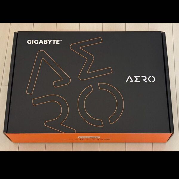 GIGABYTE AERO15 有機EL 4K i9-10980HK SSD1TB+2TB メモリ64GB NVIDIA 2070
