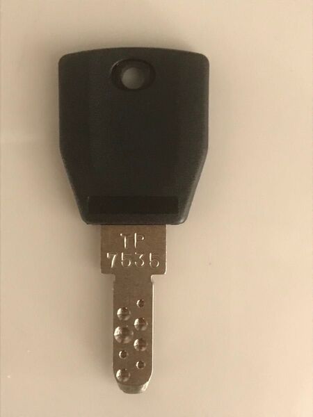 24時間以内発送 タキゲン TP7535 機械式駐車場 鍵 純正 立体駐車場