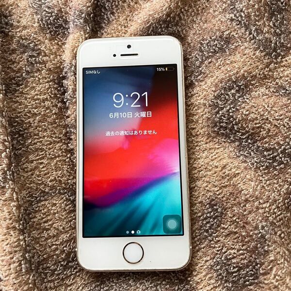 iPhone 5s ゴールド SIMフリー16G動作OK