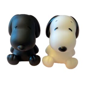 黒いスヌーピー 白いスヌーピー ソフビ2体セット