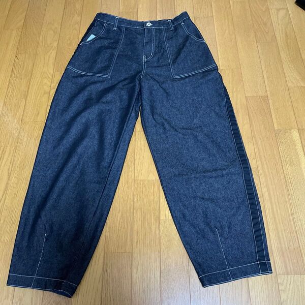 ブラックデニム ワイドパンツ バルーンパンツ サルエルパンツ サイドポケット付き