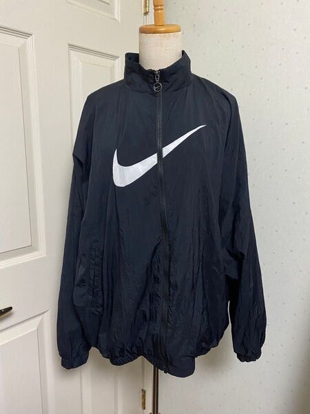 ナイキ NIKE ナイロンジャケット ウィンドブレーカー