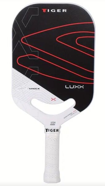 新品未使用♪ TIGER ピックルボールパドル カーボンファイバーT700 エッジレススタイル ホットプレス パドルカバー付き