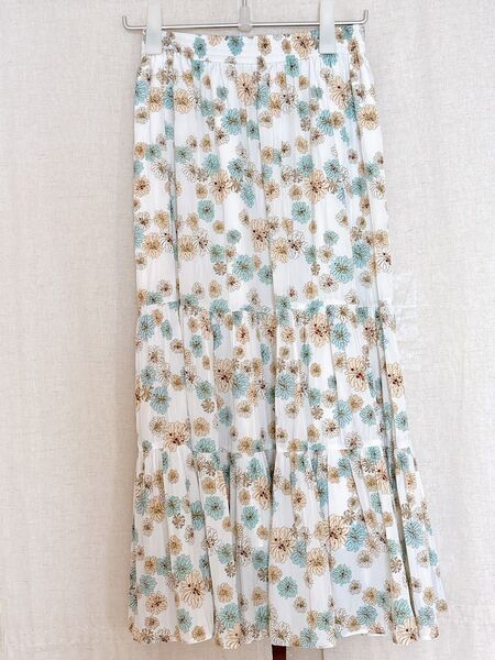 ユニクロ ポール&ジョーコラボ ロングスカート Mサイズ UNIQLO 花柄