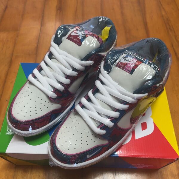 Parra NIKE SB DUNK LOW PRO QS