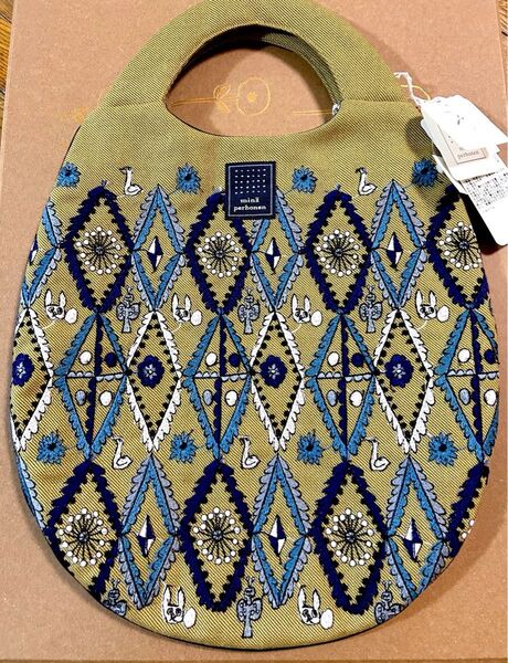ミナペルホネンForestdiamond エッグバッグ 新品タグ付き未使用品 うさぎ 総刺繍 生地
