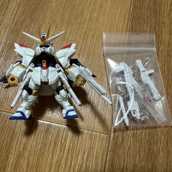 モビルスーツアンサンブル ストライクフリーダムガンダム弍式 ジャンク品