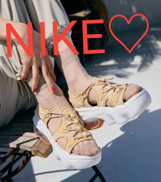 早い物勝ち☆本日限定1000円値下げ中!美品 NIKE NIKE ナイキエアマックス ココサンダル 22cm 厚底