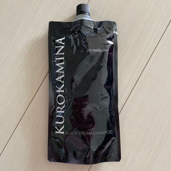 KUROKAMINA クロカミナ ヘアカラークリームシャンプー 300g
