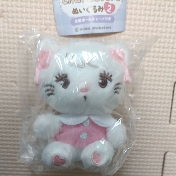 【お顔かわいい】ラスト1 新品 未使用 ミニブック mikko characters ぬいぐるみ2 ガチャ ガシャポン ムース