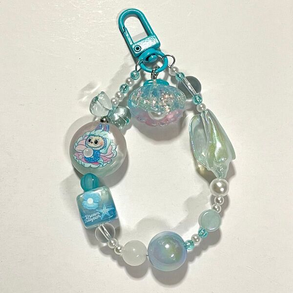 ★075★ ハンドメイド handmade 大人気★ ラブブ LABUBU 可愛い うさぎ 海外輸入 水色 海 貝殻 キラキラ