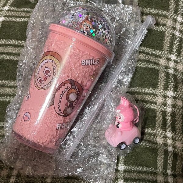 大人気★ ラブブ LABUBU 可愛い うさぎ 海外輸入 おまけ付き シャカシャカタンブラー ピンク 茶色 おまけ:車キーホルダー