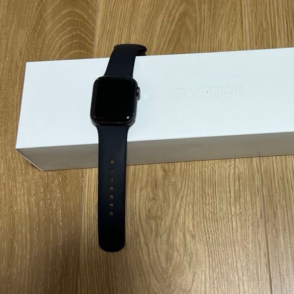 【箱付き】アップルウォッチ Apple Watch series4 GPS Cellular 40mm